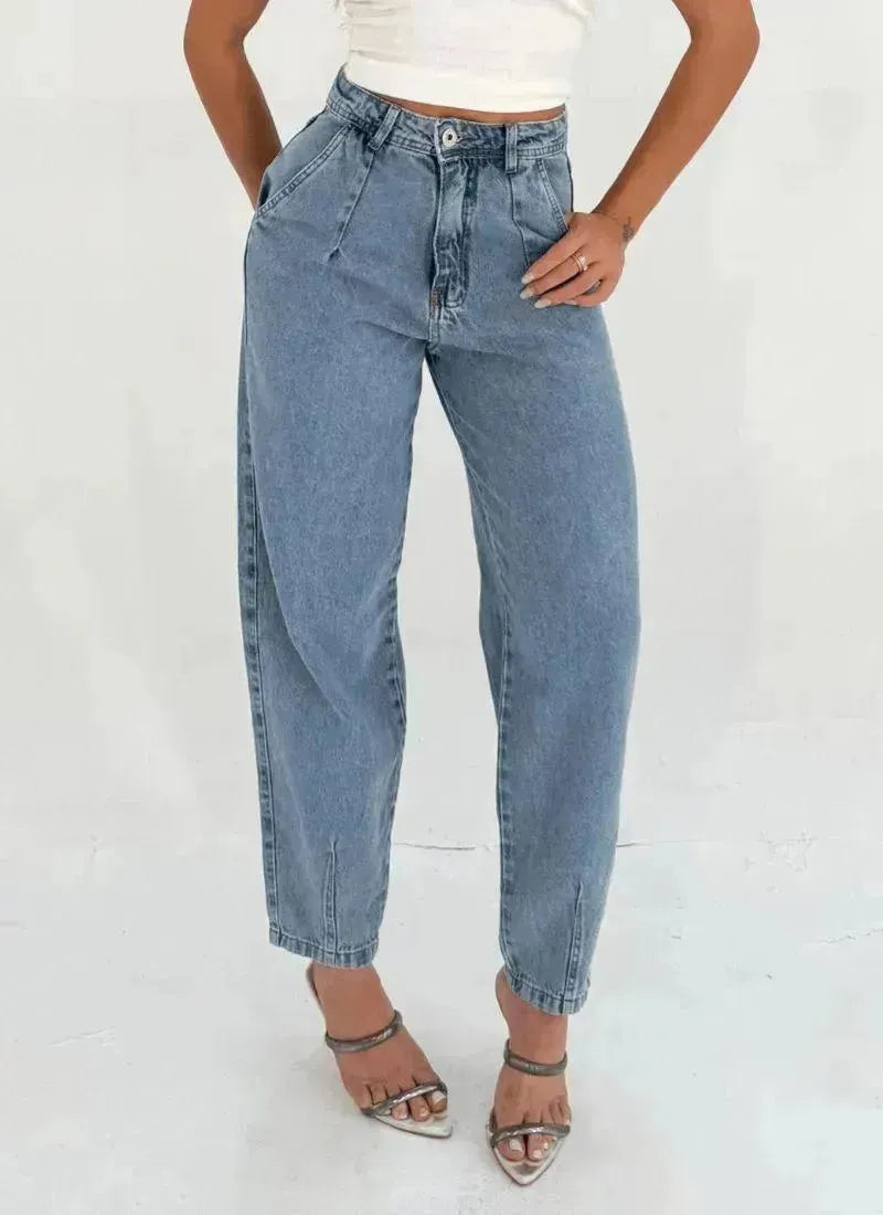 Calça Jeans Feminina Mom Calca Com Detalhes No Cós - Thevelluto